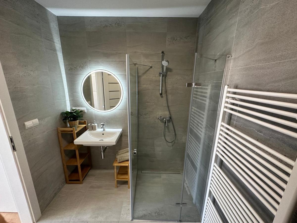 Green Apartment - City Centre - Main Square Liptovský Mikuláš Εξωτερικό φωτογραφία
