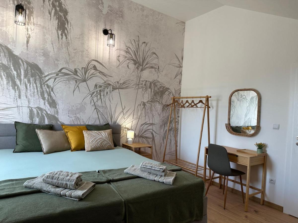 Green Apartment - City Centre - Main Square Liptovský Mikuláš Εξωτερικό φωτογραφία