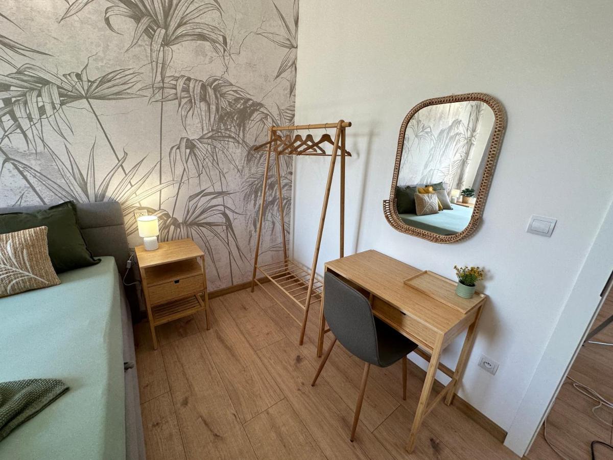 Green Apartment - City Centre - Main Square Liptovský Mikuláš Εξωτερικό φωτογραφία