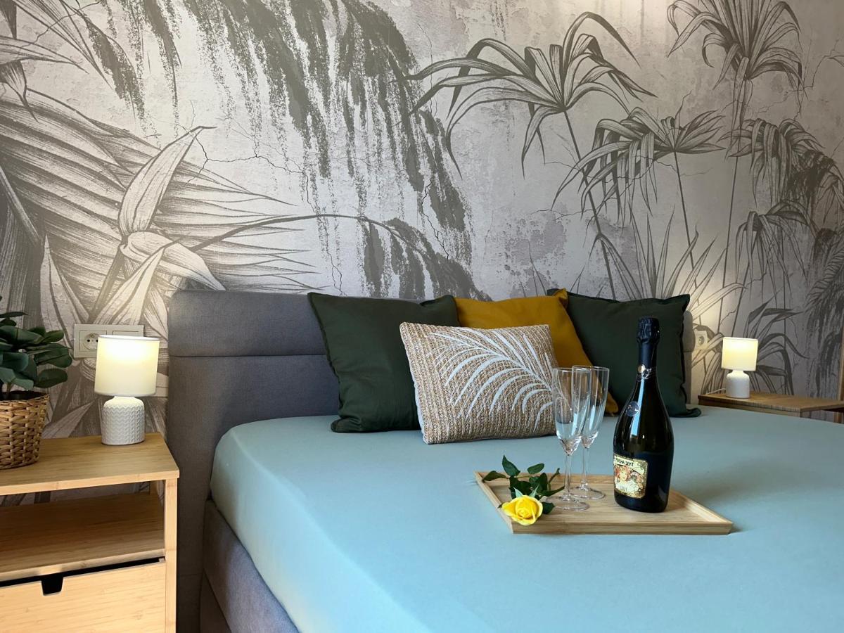 Green Apartment - City Centre - Main Square Liptovský Mikuláš Εξωτερικό φωτογραφία