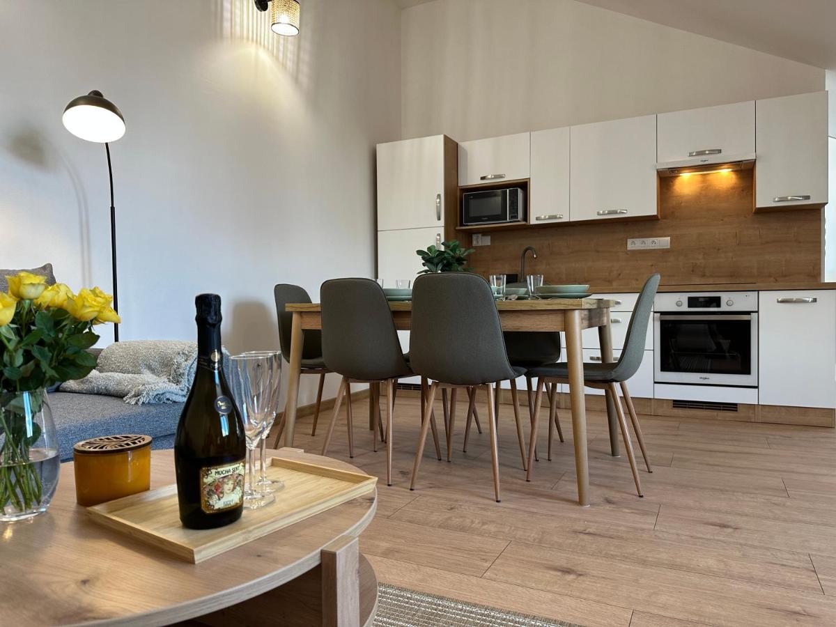 Green Apartment - City Centre - Main Square Liptovský Mikuláš Εξωτερικό φωτογραφία