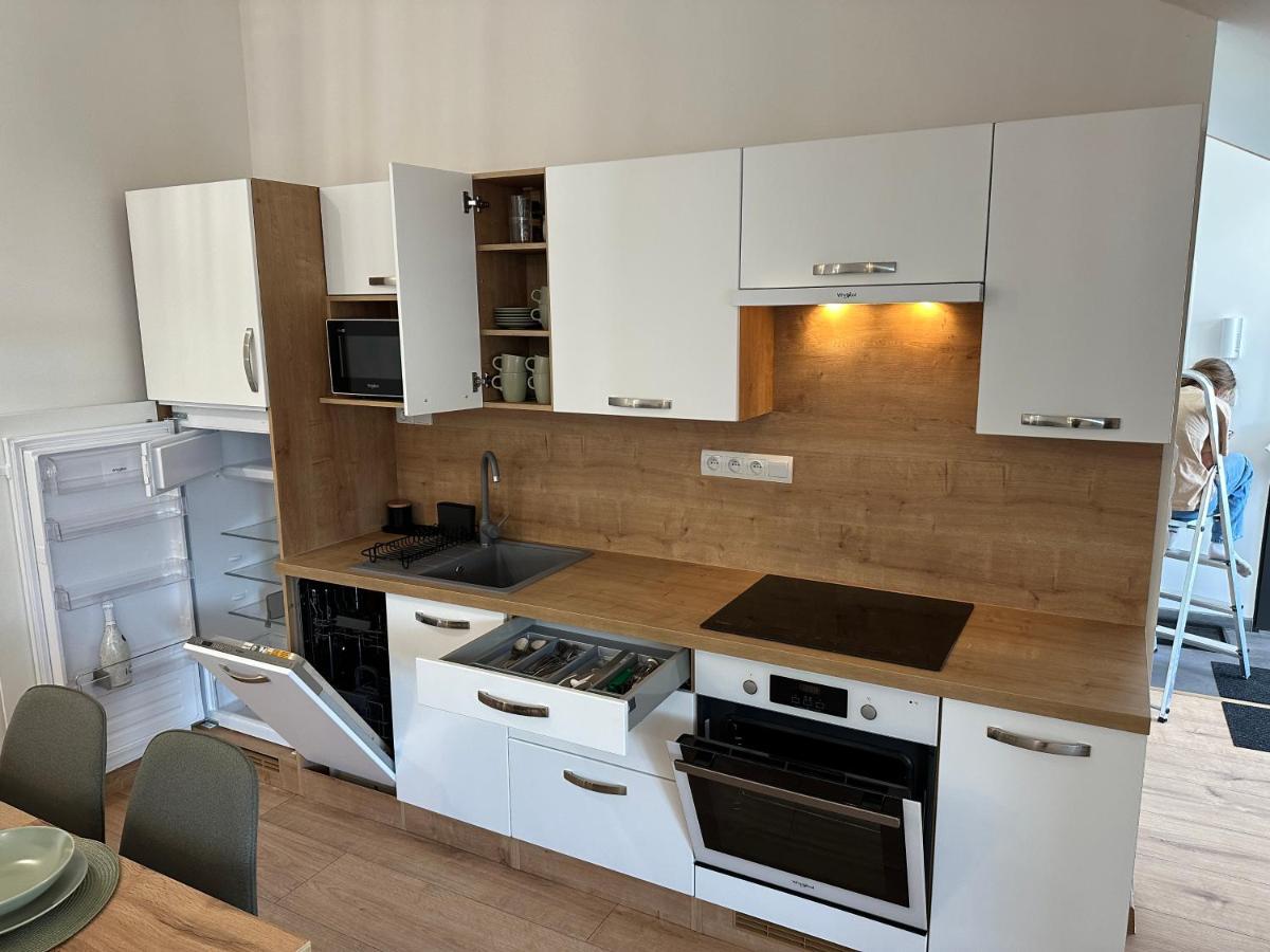 Green Apartment - City Centre - Main Square Liptovský Mikuláš Εξωτερικό φωτογραφία