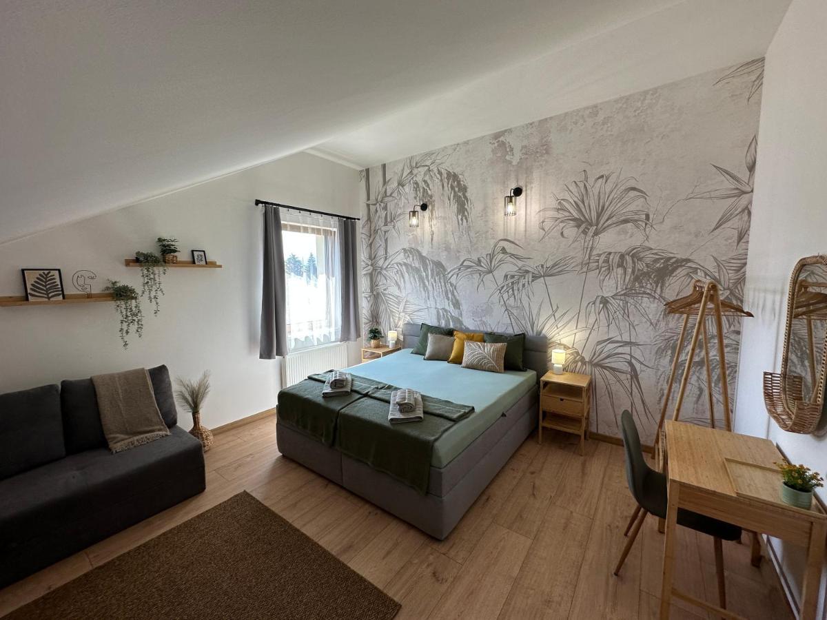 Green Apartment - City Centre - Main Square Liptovský Mikuláš Εξωτερικό φωτογραφία